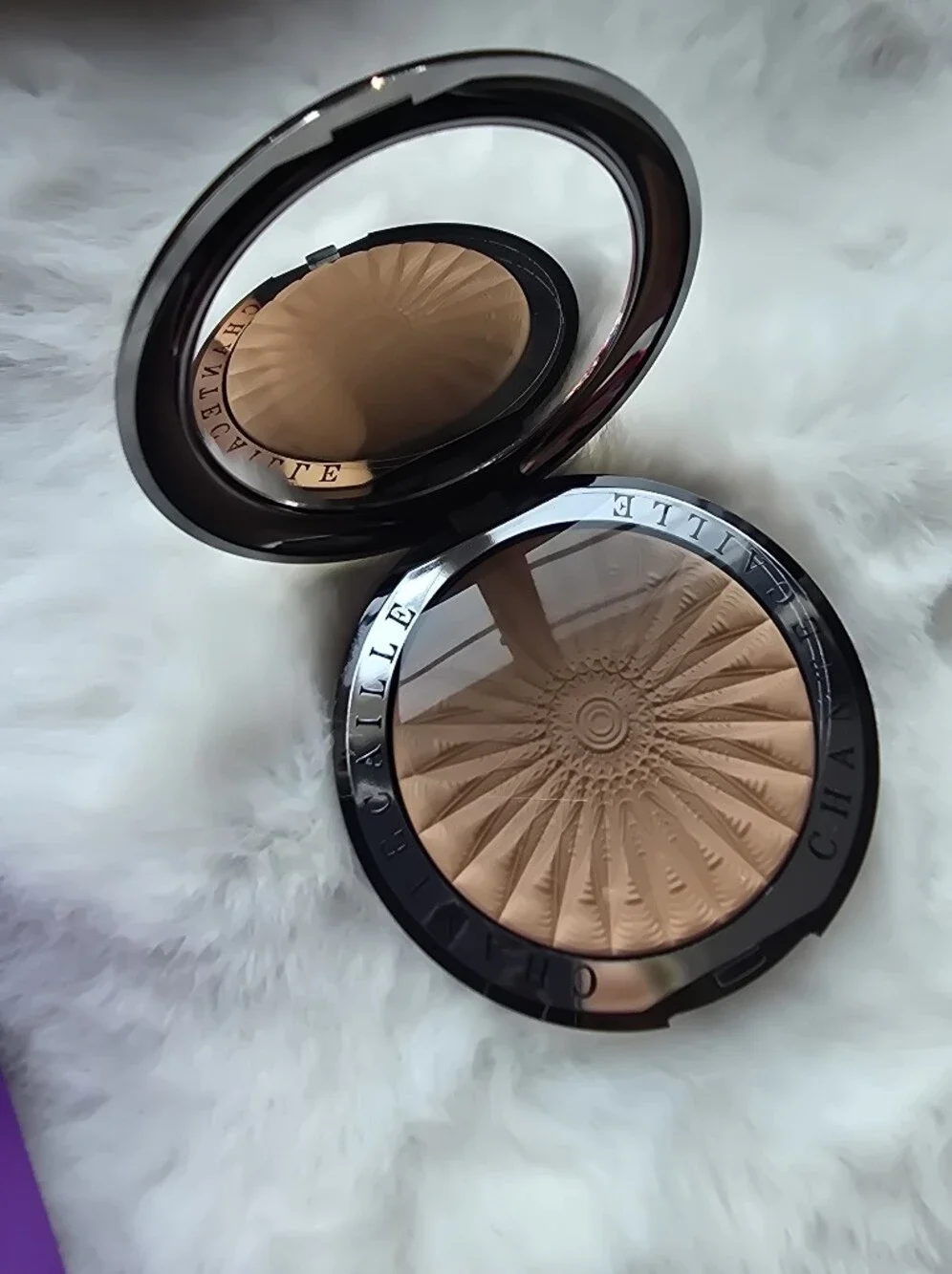Chantecaille Perfect Blur Finishing Powder Medium Deep New With A Box